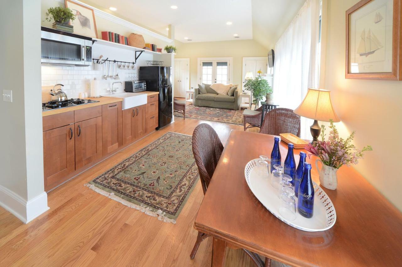 The Springwater Bed And Breakfast Saratoga Springs Exterior photo