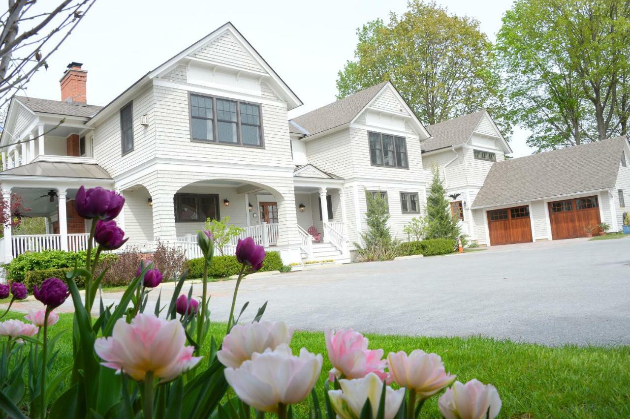 The Springwater Bed And Breakfast Saratoga Springs Exterior photo
