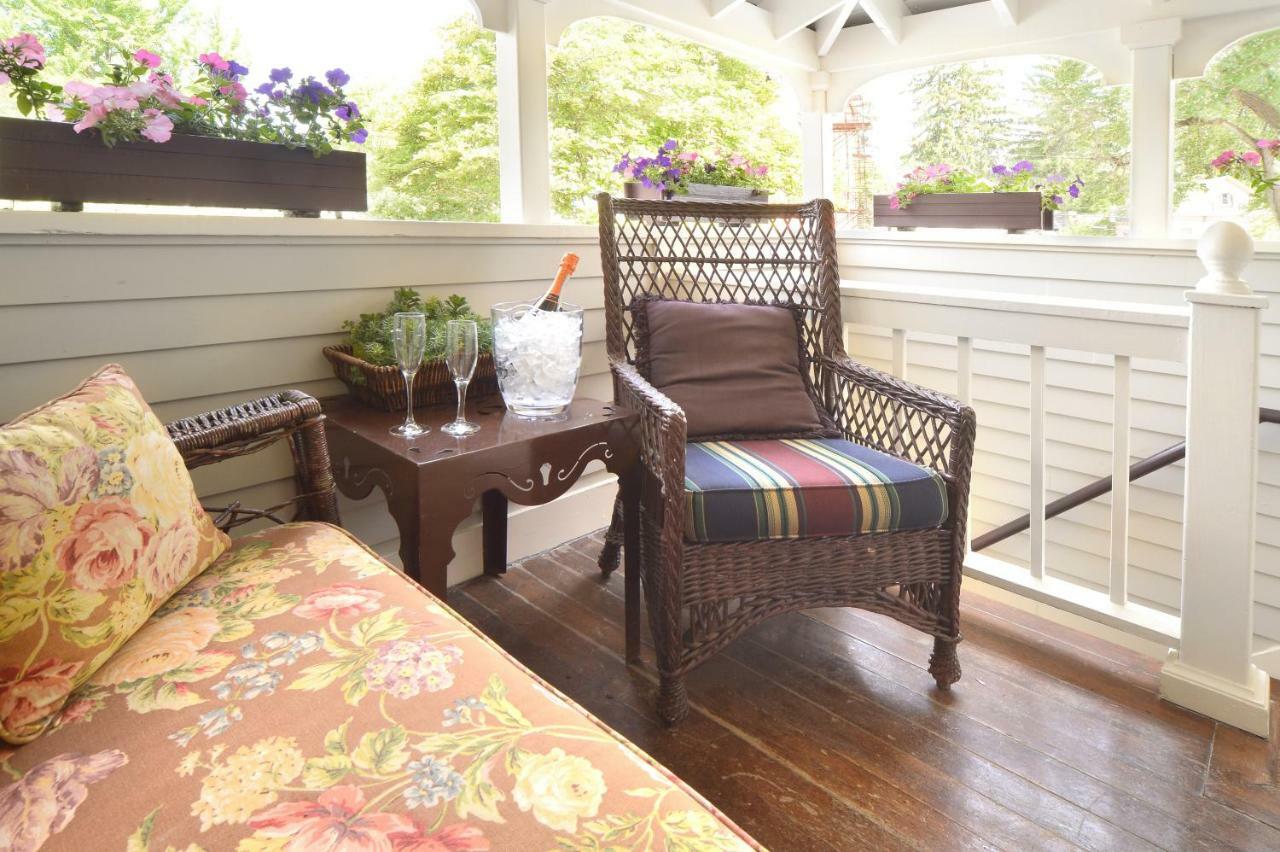 The Springwater Bed And Breakfast Saratoga Springs Exterior photo