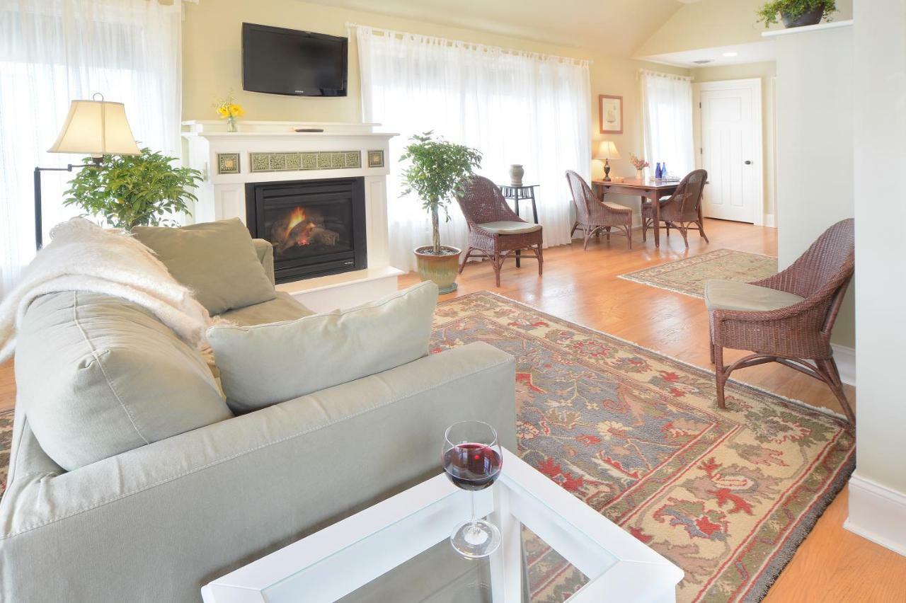 The Springwater Bed And Breakfast Saratoga Springs Exterior photo