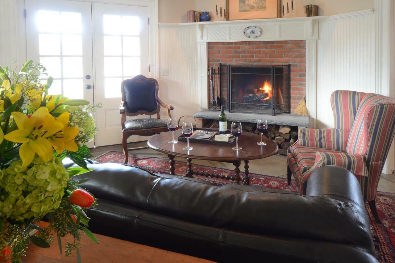 The Springwater Bed And Breakfast Saratoga Springs Exterior photo
