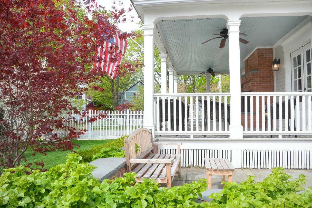 The Springwater Bed And Breakfast Saratoga Springs Exterior photo