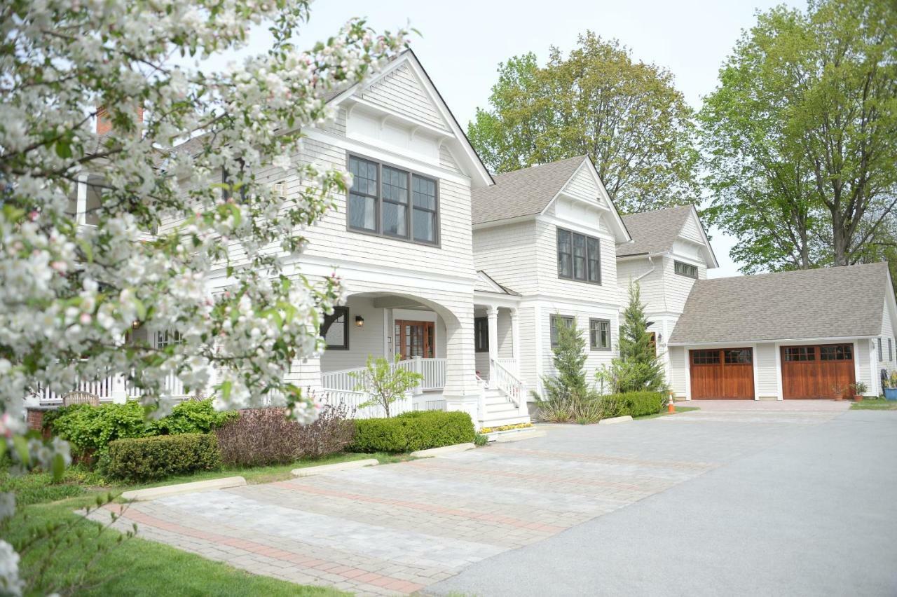 The Springwater Bed And Breakfast Saratoga Springs Exterior photo