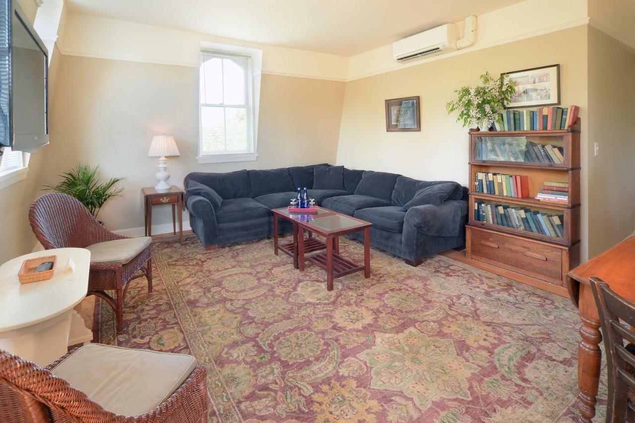 The Springwater Bed And Breakfast Saratoga Springs Exterior photo