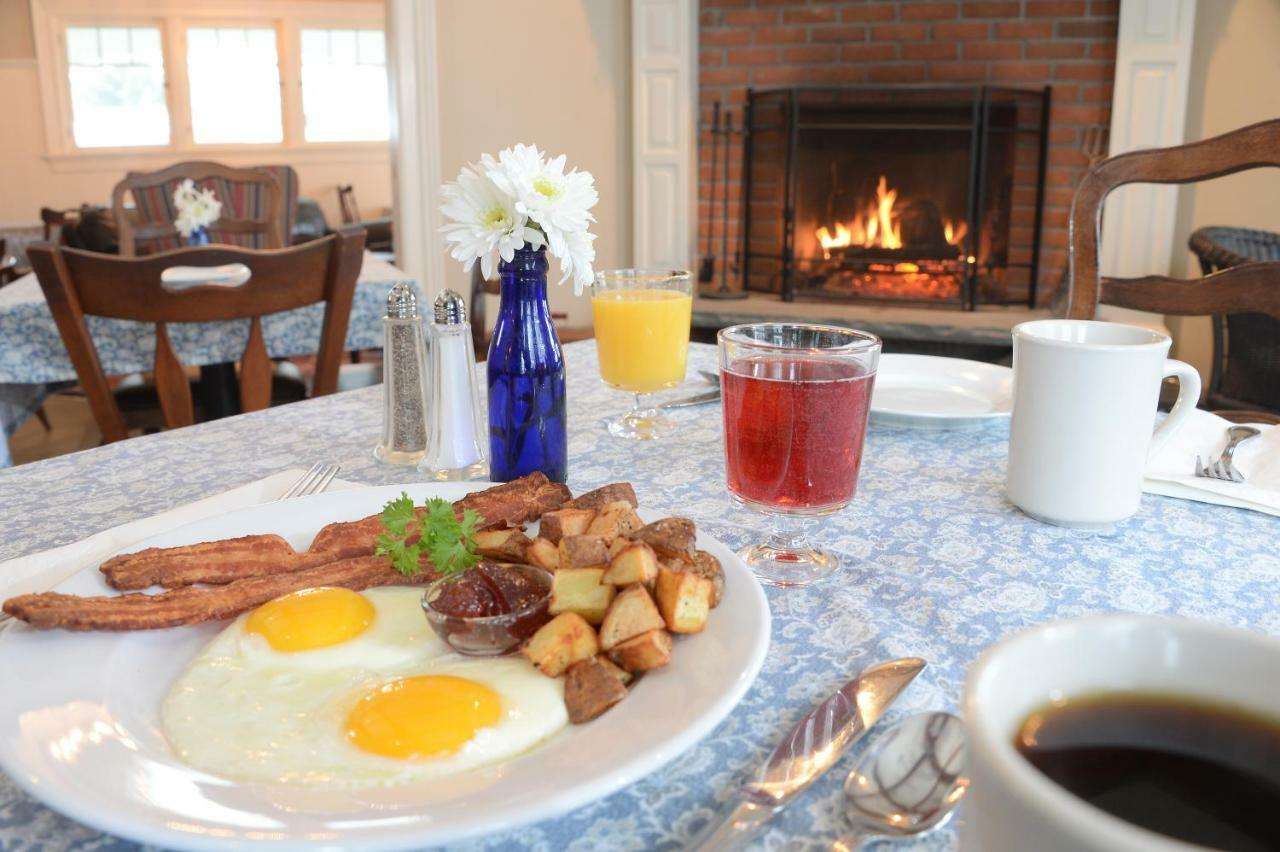 The Springwater Bed And Breakfast Saratoga Springs Exterior photo